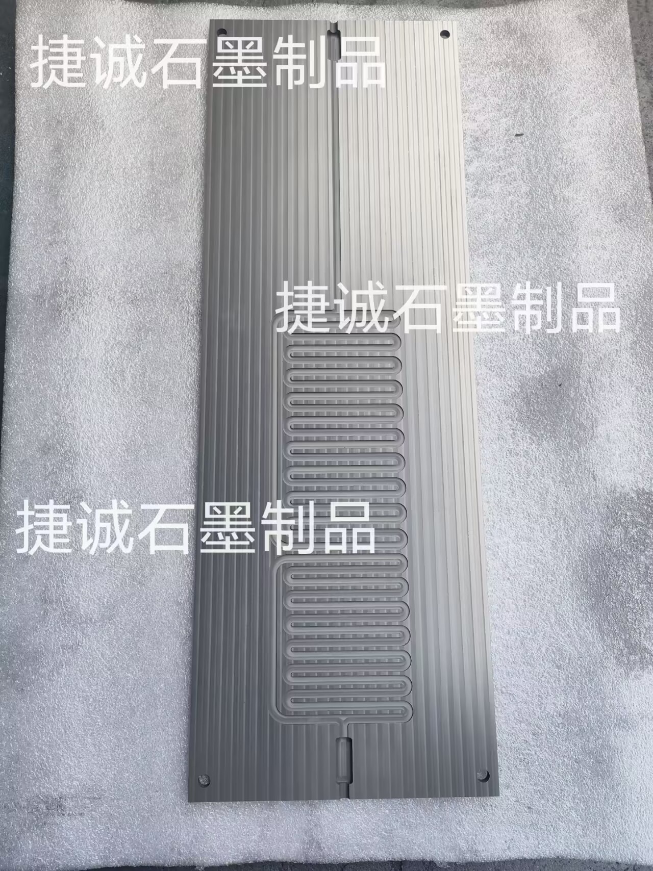 水冷板釬焊石墨模具，水冷板釬焊石墨工裝夾具，釬焊石墨治具，真空釬焊水冷板夾具，熱擴(kuò)散焊接石墨治具，銅基真空釬焊石墨模具，供應(yīng)鋁合金水冷板釬焊模具加工